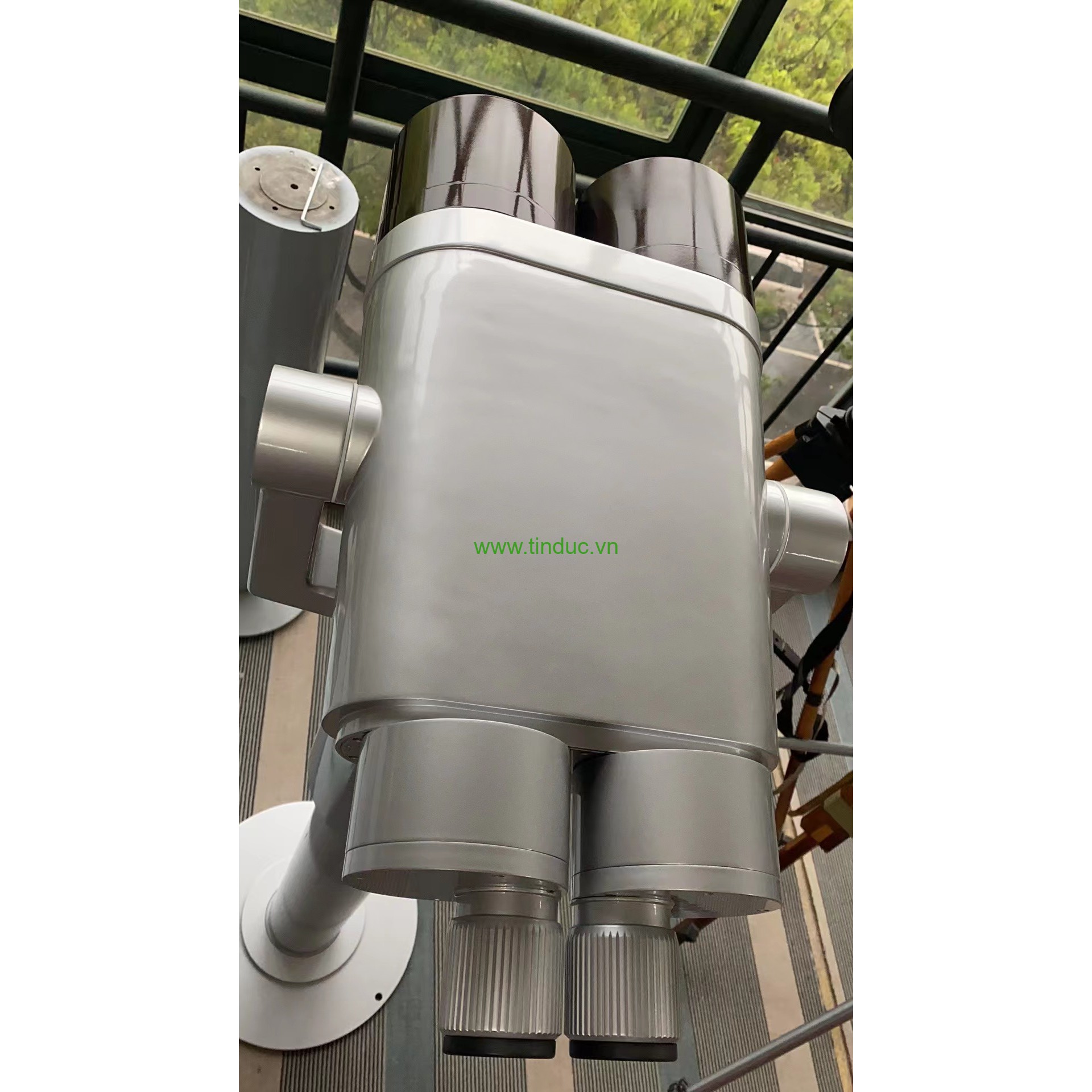 Ống nhòm ngoài trời, đài quan sát Terino DFM II - 30X120 ( không có chức năng trả tiền xu, có chống nước)